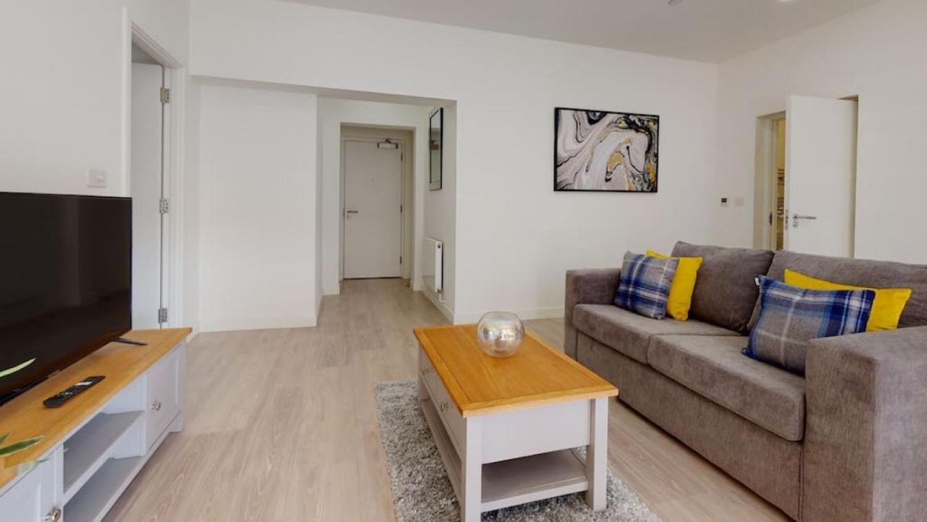 Luxury Apartment - Town Centre North Stevenage Dış mekan fotoğraf
